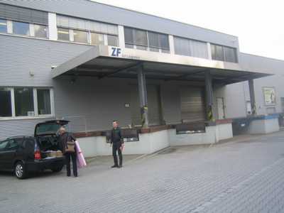 zur&uuml;ck