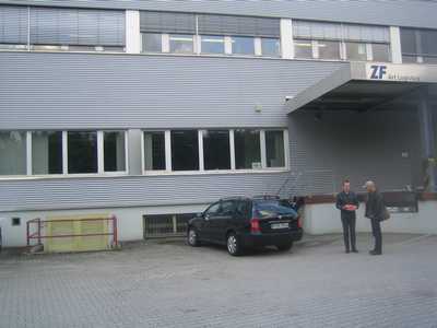 zur&uuml;ck